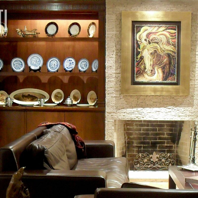 Custom smalti glass mosaic artwork.
Artist: JPina